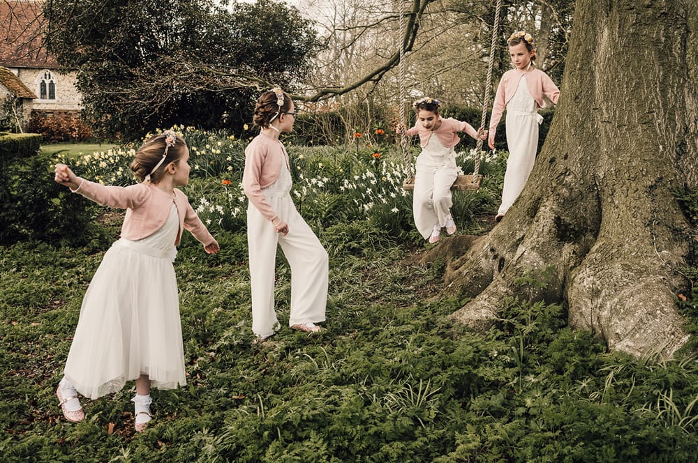 Image by <a class="text-p3" href="https://www.damienvickersphotography.co.uk" target="_blank">Damien Vickers Photography</a>.