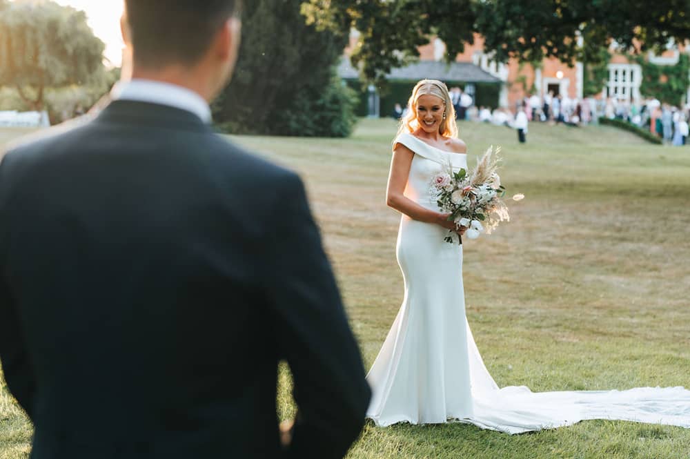 Image by <a class="text-p3" href="https://pearbearphotography.com" target="_blank">Pear & Bear Photography.</a>