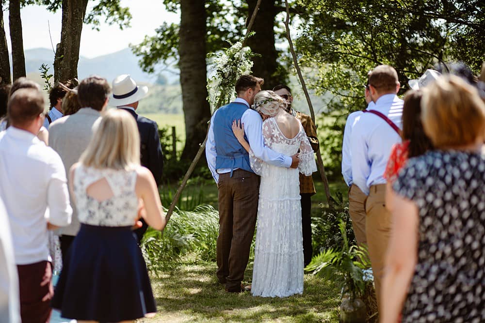 Image by <a class="text-p3" href="https://www.jonosymonds.com" target="_blank">Jono Symonds Photography</a>.