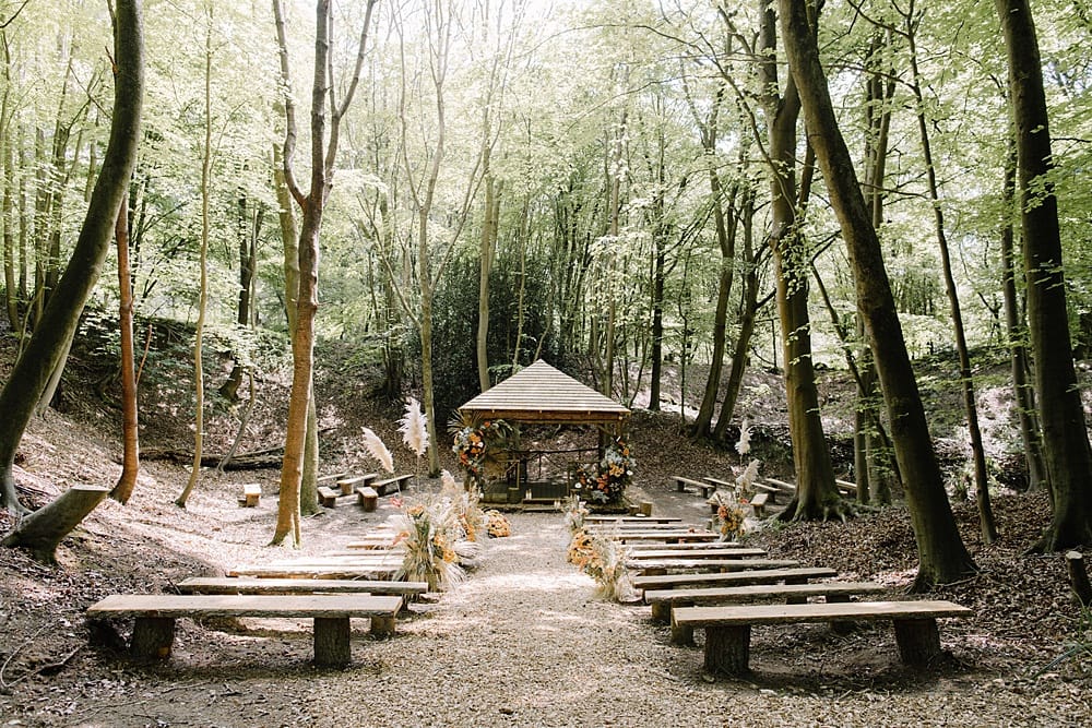 Image by <a class="text-p3" href="http://www.rebeccagoddardphotography.com" target="_blank">Rebecca Goddard Photography</a>.