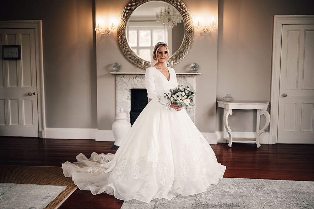 Image by <a class="text-p3" href="https://www.carlawhittingham.co.uk" target="_blank">Carla Whittingham Photography</a> | Mrs Hart – Est. 16th November 2021.