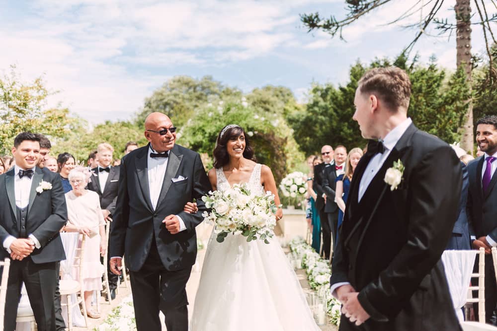 Image by <a class="text-p3" href="http://christinasarah.com" target="_blank">Christina Sarah Photography</a>.