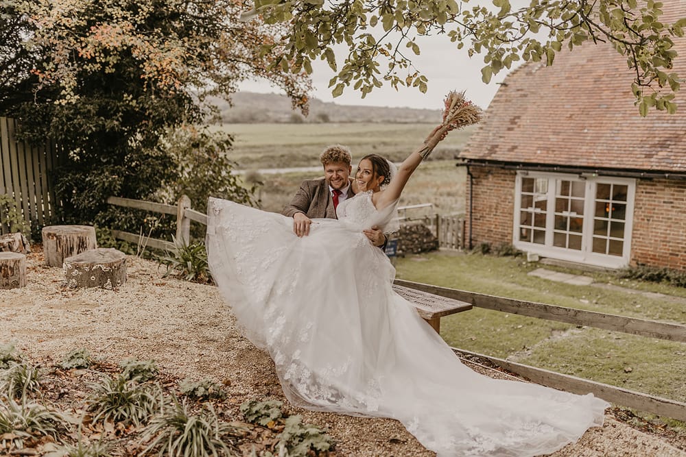 Image by <a class="text-p3" href="https://www.charleighvictoriaphotography.com" target="_blank">Charleigh Victoria Photography</a>.
