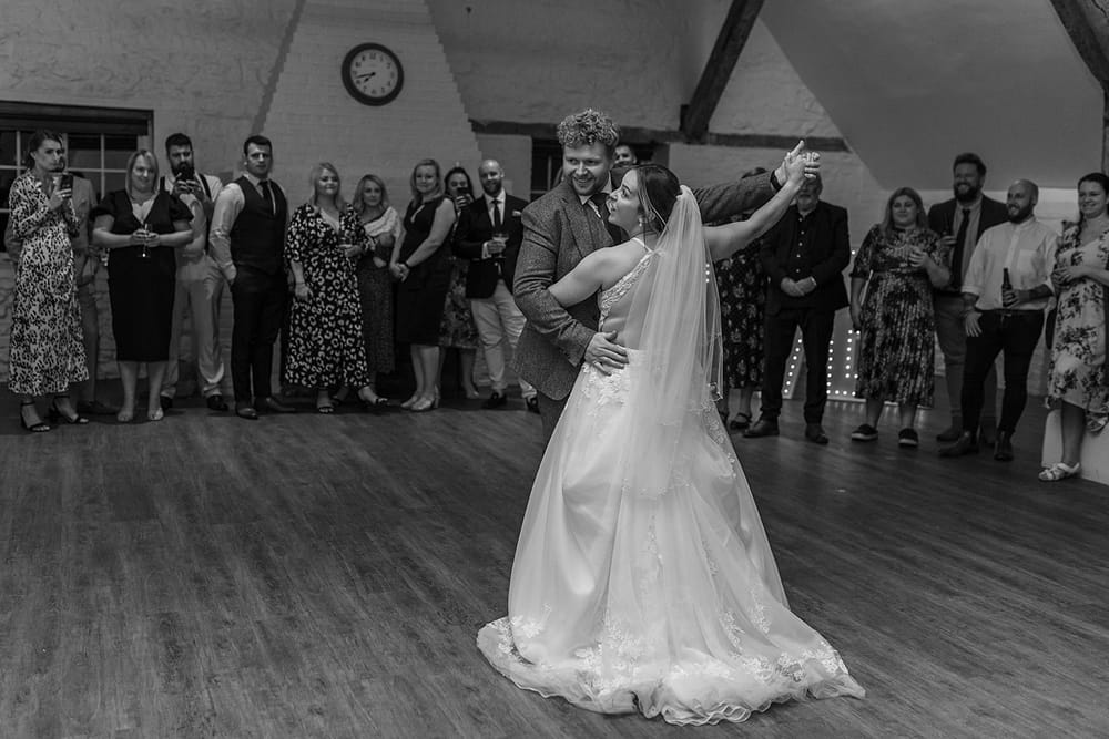 Image by <a class="text-p3" href="https://www.charleighvictoriaphotography.com" target="_blank">Charleigh Victoria Photography</a>.