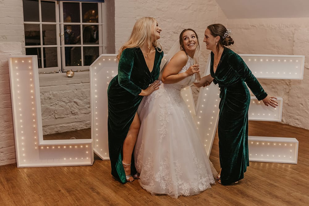 Image by <a class="text-p3" href="https://www.charleighvictoriaphotography.com" target="_blank">Charleigh Victoria Photography</a>.