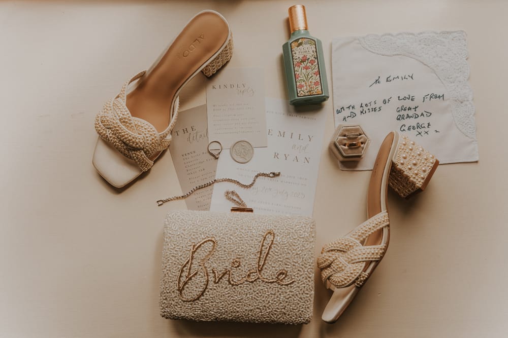 Image by <a class="text-p3" href="http://www.fayandreaweddings.co.uk" target="_blank">Fayandrea Weddings</a>.