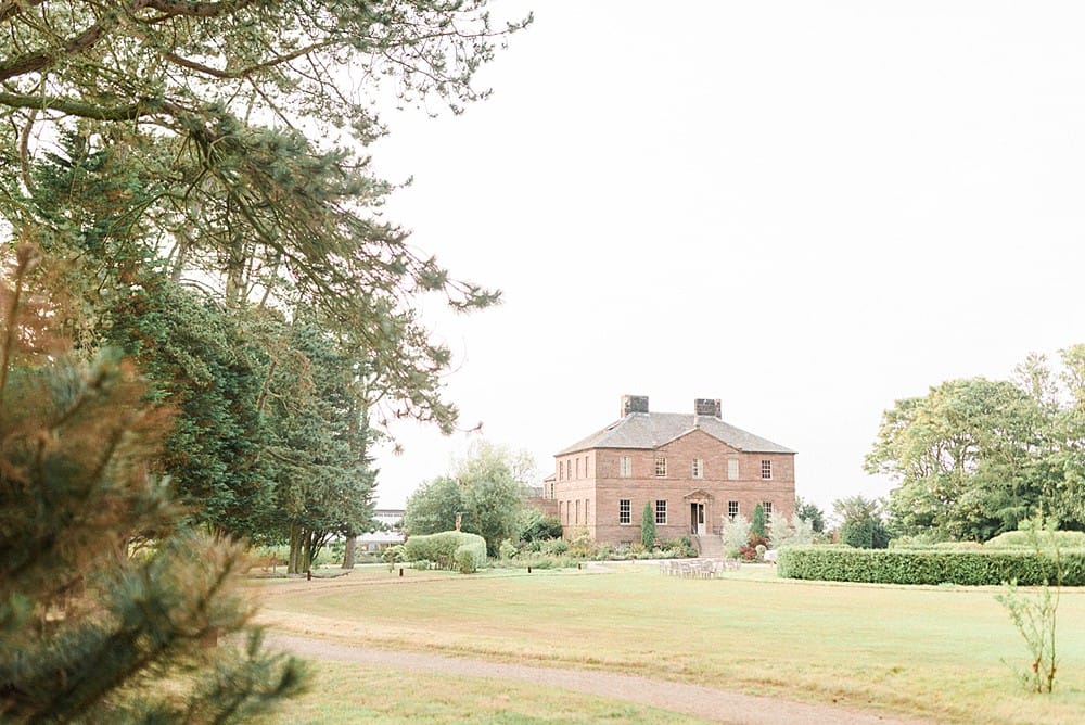Image by <a class="text-p3" href="http://sarahjaneethan.co.uk" target="_blank">Sarah-Jane Ethan Photography</a>.
