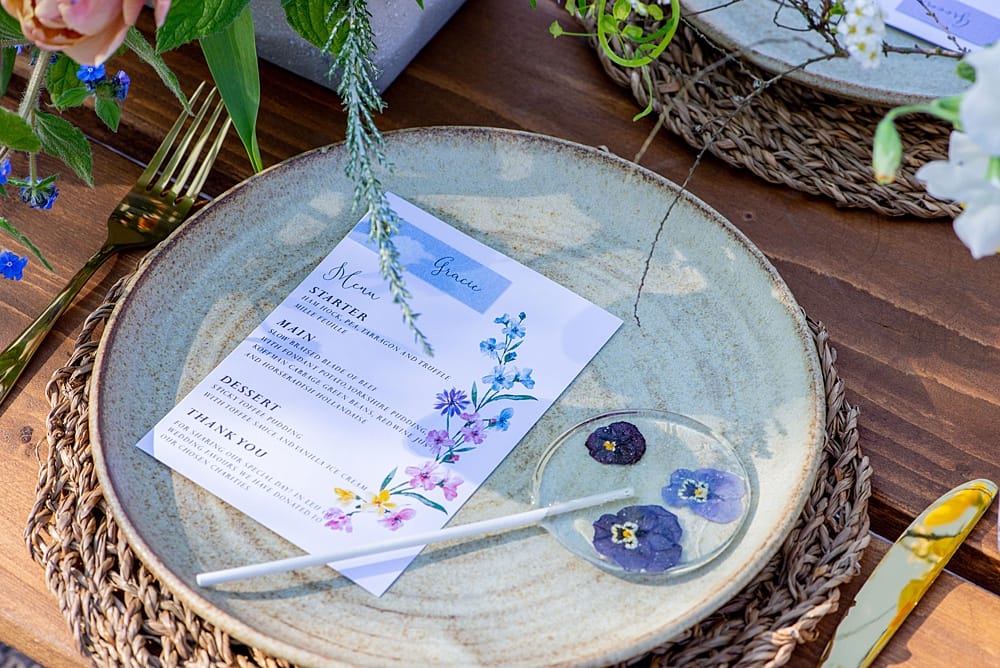 Image by <a class="text-p3" href="https://www.lauradownham.co.uk" target="_blank">Laura Downham Photography</a>.