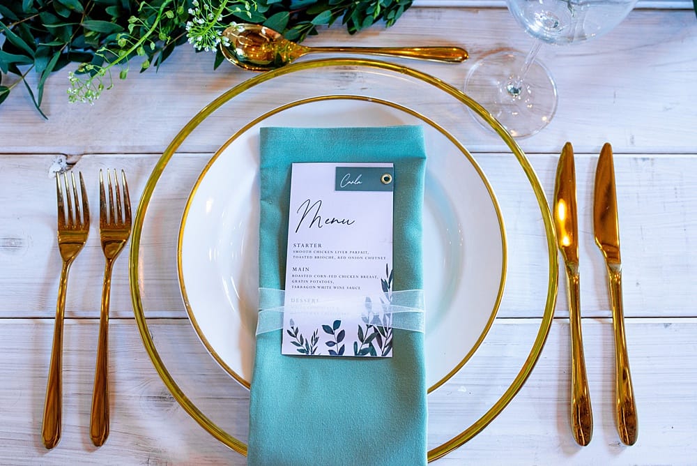 Image by <a class="text-p3" href="https://www.lauradownham.co.uk" target="_blank">Laura Downham Photography</a>.