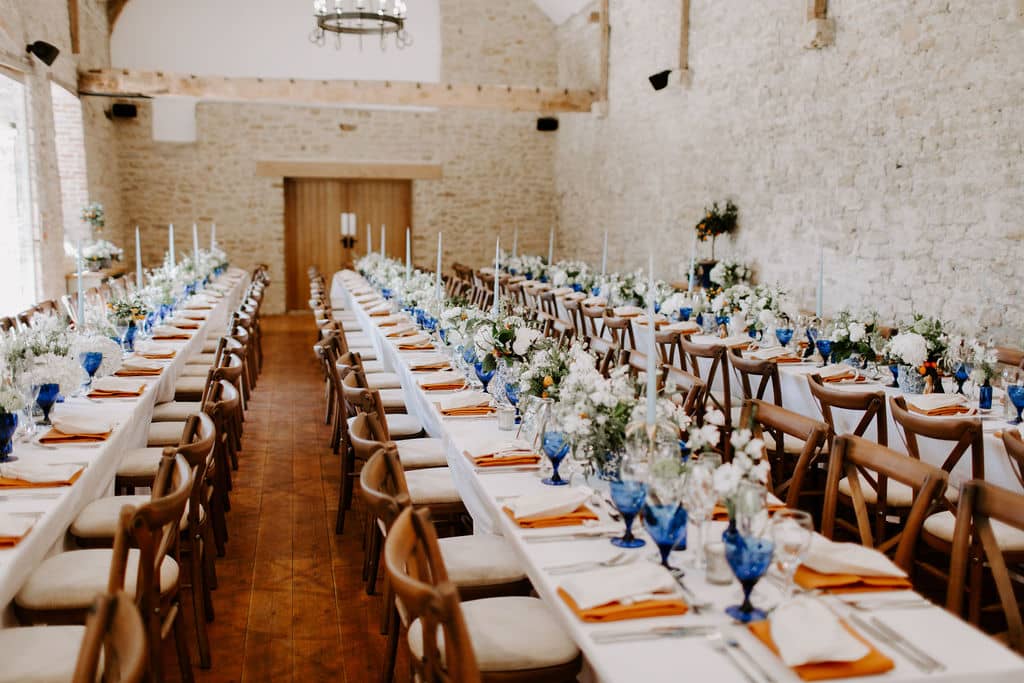 Image by <a class="text-p3" href="http://www.nicoladixonphotography.com" target="_blank">Nicola Dixon Photography</a> at <a class="text-p3" href="https://cocoweddingvenues.co.uk/coco_listing/mapperton-in-dorset/" target="_blank">Mapperton House & Gardens</a>.