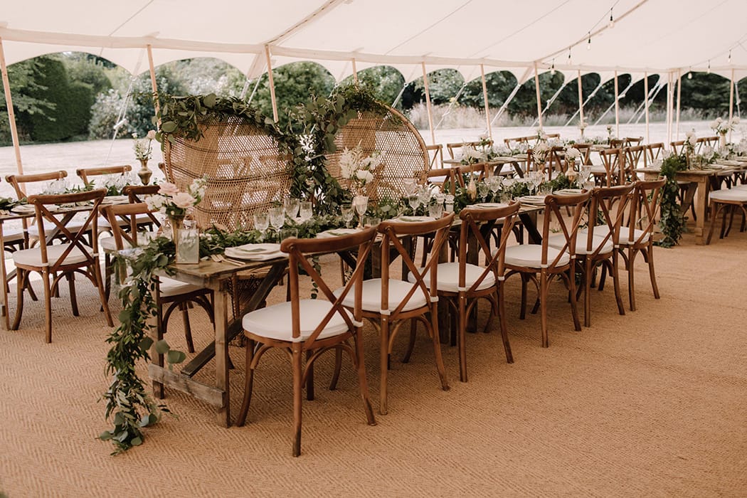 Image by <a class="text-p3" href="http://www.rebeccagoddardphotography.com" target="_blank">Rebecca Goddard Photography</a> | Planning by <a class="text-p3" href="http://www.katrinaotterweddings.co.uk" target="_blank">Katrina Otter Weddings</a>.