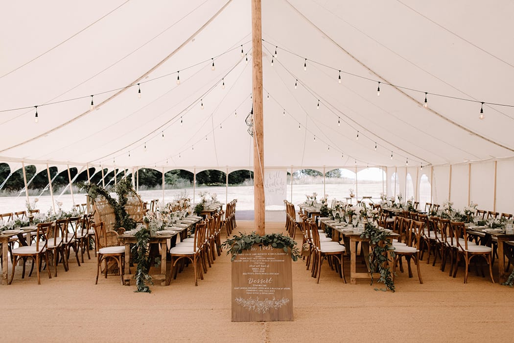 Image by <a class="text-p3" href="http://www.rebeccagoddardphotography.com" target="_blank">Rebecca Goddard Photography</a> | Planning by <a class="text-p3" href="http://www.katrinaotterweddings.co.uk" target="_blank">Katrina Otter Weddings</a>.