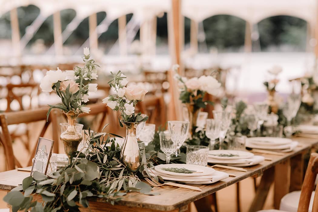 Image by <a class="text-p3" href="http://www.rebeccagoddardphotography.com" target="_blank">Rebecca Goddard Photography</a> | Planning by <a class="text-p3" href="http://www.katrinaotterweddings.co.uk" target="_blank">Katrina Otter Weddings</a>.