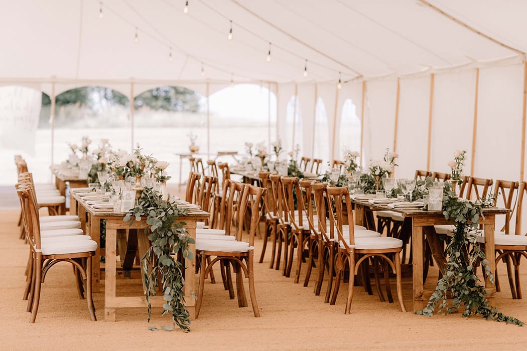 Image by <a class="text-p3" href="http://www.rebeccagoddardphotography.com" target="_blank">Rebecca Goddard Photography</a> | Planning by <a class="text-p3" href="http://www.katrinaotterweddings.co.uk" target="_blank">Katrina Otter Weddings</a>.