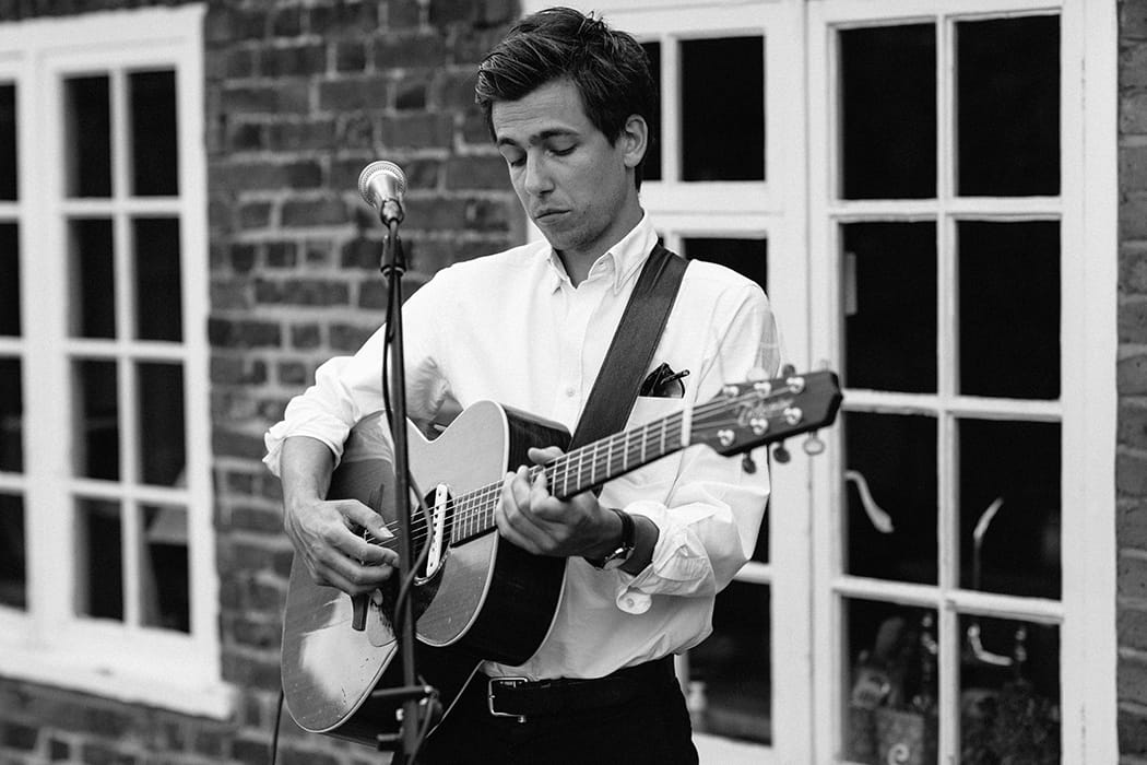 Image by <a class="text-p3" href="http://www.rebeccagoddardphotography.com" target="_blank">Rebecca Goddard Photography</a> | Planning by <a class="text-p3" href="http://www.katrinaotterweddings.co.uk" target="_blank">Katrina Otter Weddings</a>.