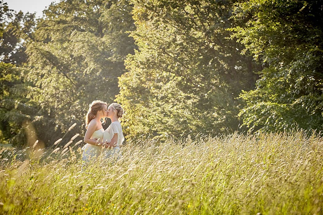 Image by <a class="text-p3" href="https://www.mattbrodieweddingphotography.com/" target="_blank">Matt Brodie Photography</a>.