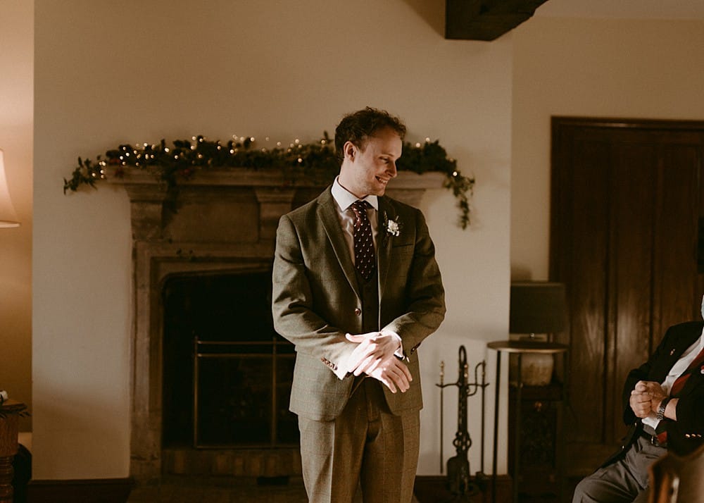 Image by <a class="text-p3" href="https://www.eddtaylorweddings.co.uk" target="_blank">Edd Taylor Weddings</a>.