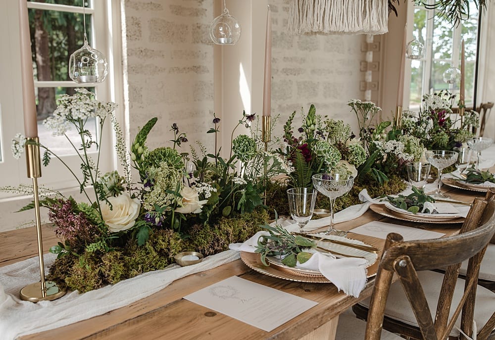 Image by <a class="text-p3" href="https://www.esmesaville.com/" target="_blank">Esme Saville Photography</a>.