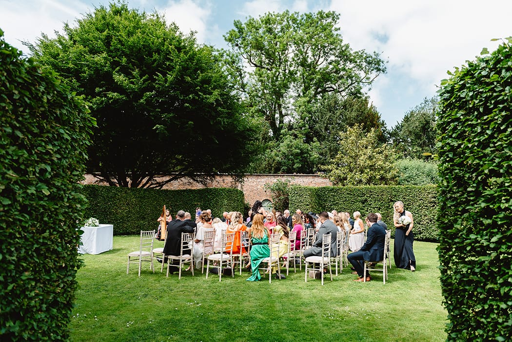 Image by <a class="text-p3" href="http://fionasweddingphotography.co.uk" target="_blank">Fiona Kelly Photography</a>.