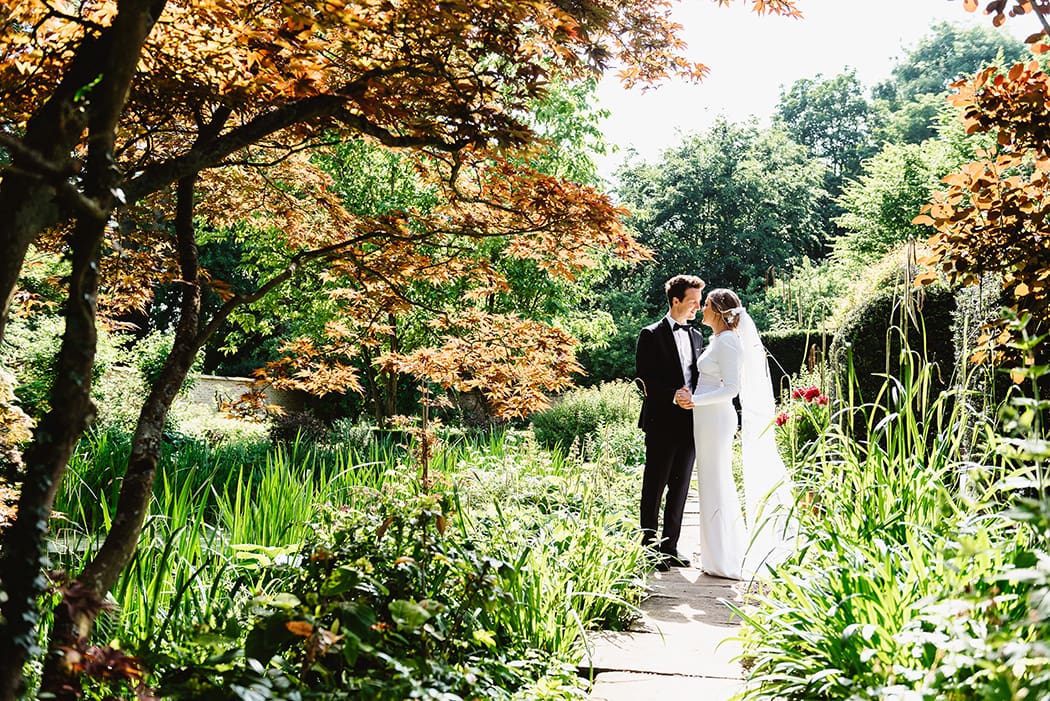 Image by <a class="text-p3" href="http://fionasweddingphotography.co.uk" target="_blank">Fiona Kelly Photography</a>.