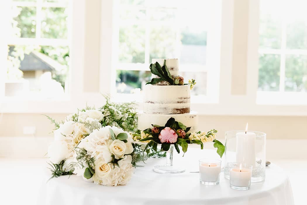 Image by <a class="text-p3" href="http://fionasweddingphotography.co.uk" target="_blank">Fiona Kelly Photography</a>.
