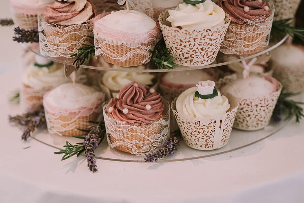 Image by <a class="text-p3" href="https://www.jamiemacphotography.com" target="_blank">Jamie Mac Photography</a>.