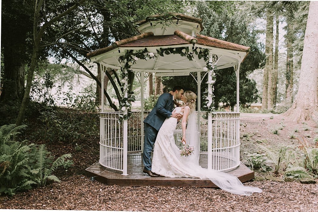 Image by <a class="text-p3" href="https://www.jamiemacphotography.com" target="_blank">Jamie Mac Photography</a>.