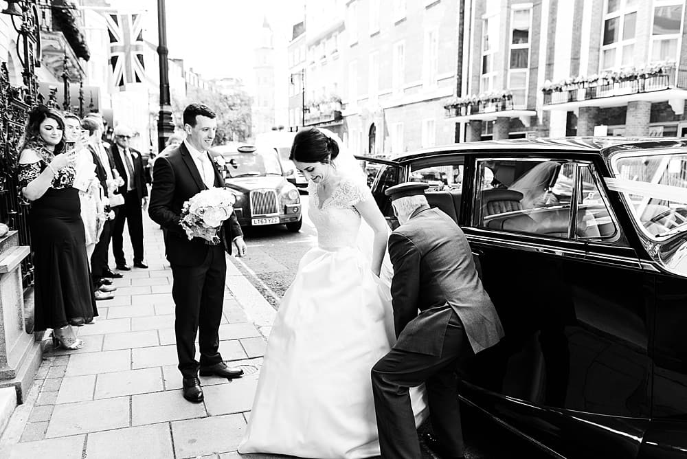 Image by <a class="text-p3" href="http://fionasweddingphotography.co.uk" target="_blank">Fiona Kelly Photography</a>.