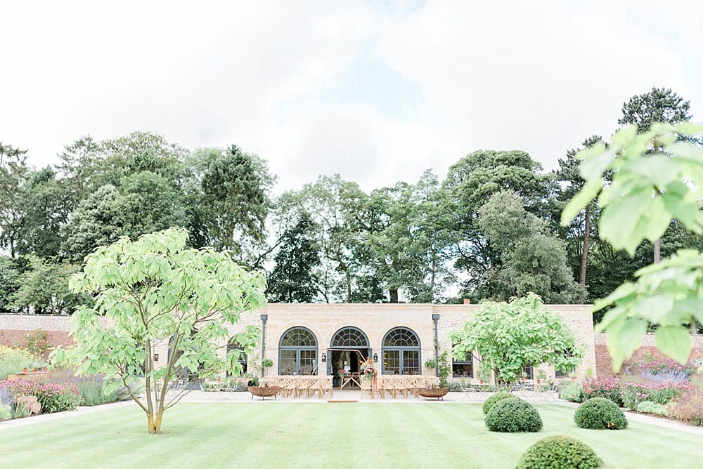 Image by <a class="text-p3" href="http://sarahjaneethan.co.uk" target="_blank">Sarah-Jane Ethan Photography</a>.