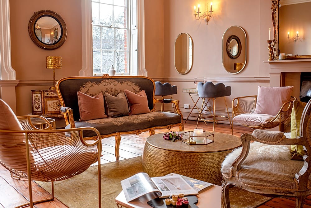 Image by <a class="text-p3" href="http://fleurchallisphotography.com" target="_blank">Fleur Challis Photography</a>.