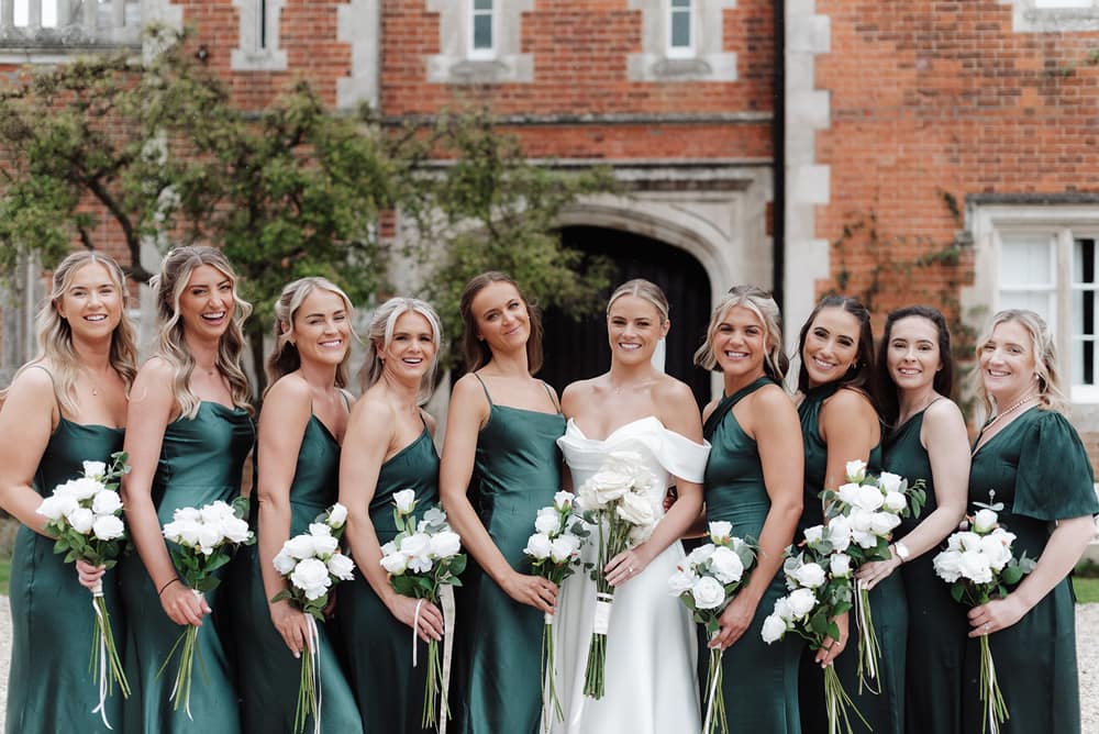 Image by <a class="text-p3" href="https://www.lucyhenzellphotography.co.uk" target="_blank">Lucy Henzell Photography</a>.