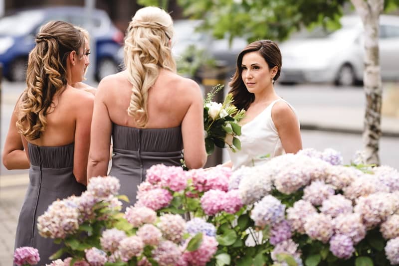 Image by <a class="text-p3" href="http://www.weddingsbynicolaandglen.com" target="_blank">www.weddingsbynicolaandglen.com</a>.