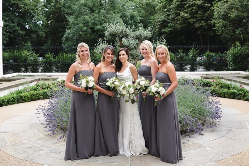 Image by <a class="text-p3" href="http://www.weddingsbynicolaandglen.com" target="_blank">www.weddingsbynicolaandglen.com</a>.