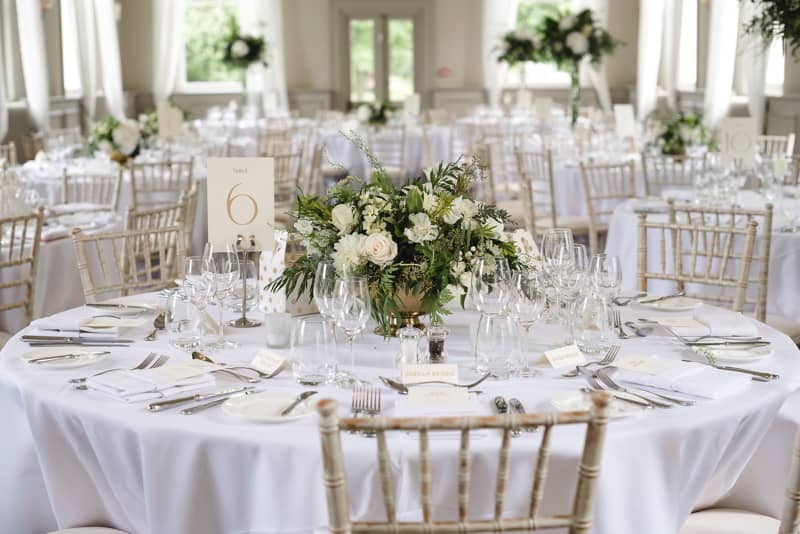 Image by <a class="text-p3" href="http://www.weddingsbynicolaandglen.com" target="_blank">www.weddingsbynicolaandglen.com</a>.