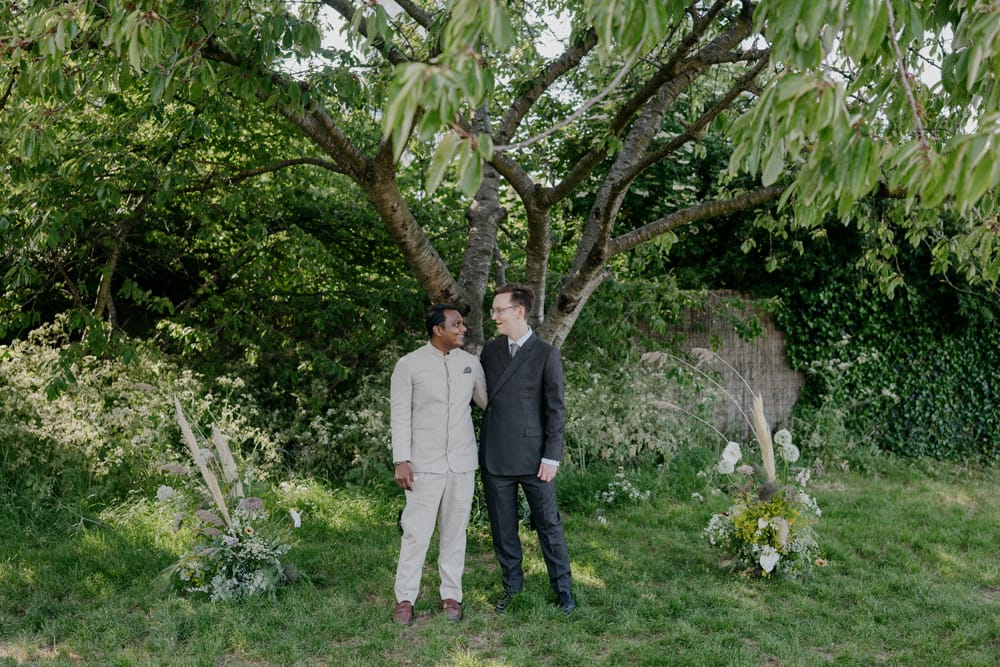 Image by <a class="text-p3" href="https://drewbucklerweddings.com/" target="_blank">Drew Buckler Weddings</a> at Woodberry Wetlands.