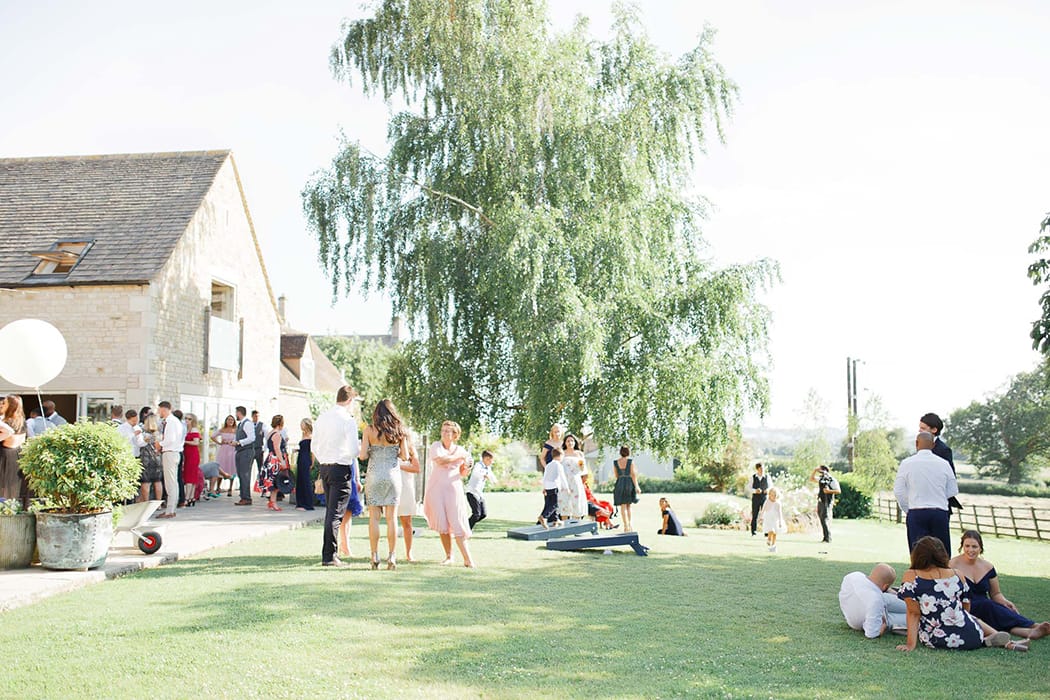 Image by <a class="text-p3" href="http://www.whitestagweddings.com" target="_blank">White Stag Wedding Photography</a>.
