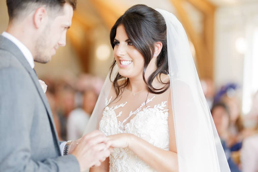 Image by <a class="text-p3" href="http://www.whitestagweddings.com" target="_blank">White Stag Wedding Photography</a>.
