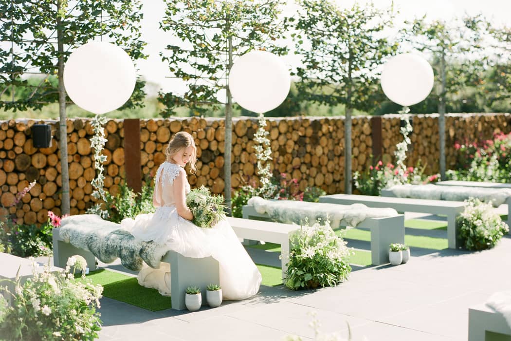 Image by <a class="text-p3" href="https://www.helencawte.com" target="_blank">Helen Cawte Photography</a>.