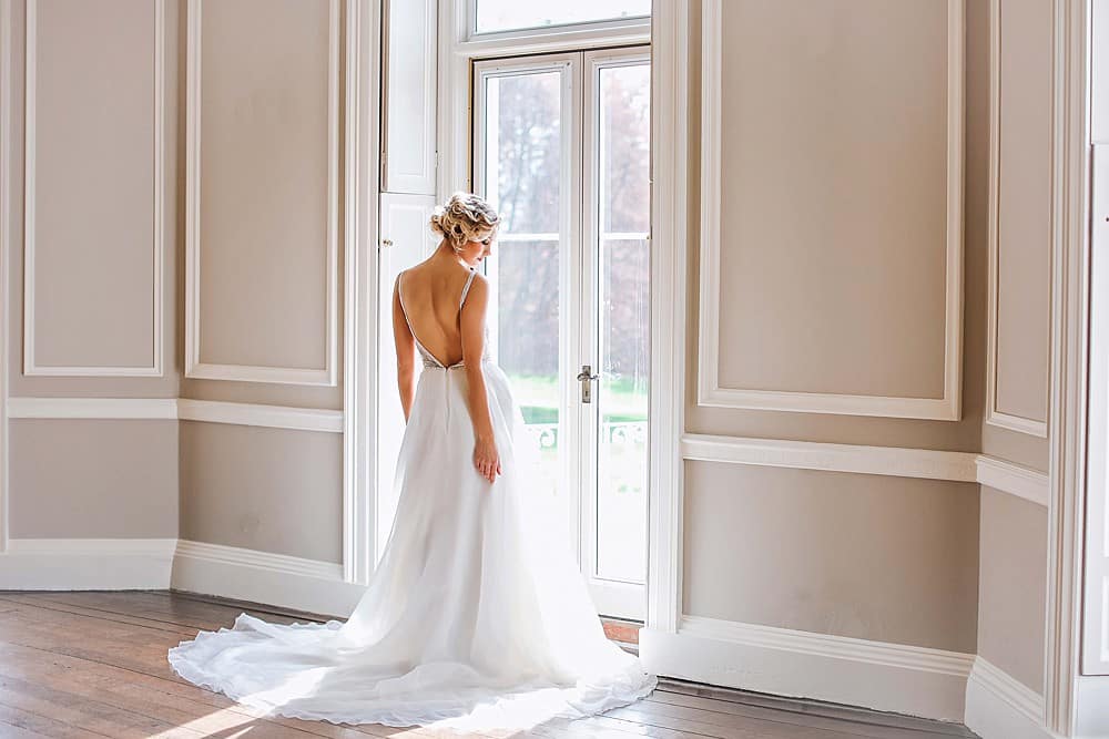 Image by <a class="text-p3" href="https://www.charlottewisephotography.co.uk" target="_blank">Charlotte Wise Fine Art Photography</a>.