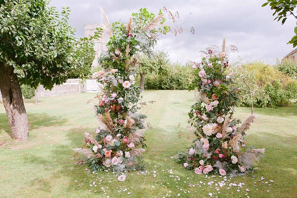 Image by <a class="text-p3" href="https://www.jenniferjanephotography.co.uk" target="_blank">Jennifer Jane Photography</a>.