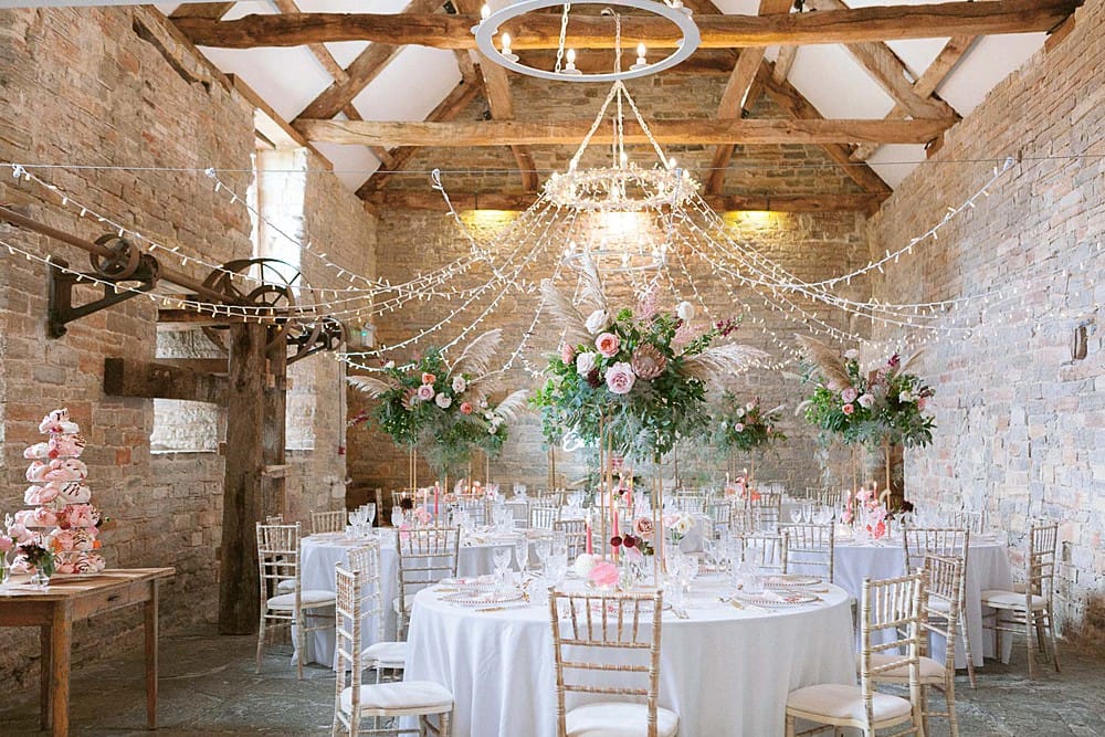 Image by <a class="text-p3" href="https://www.jenniferjanephotography.co.uk" target="_blank">Jennifer Jane Photography</a>.