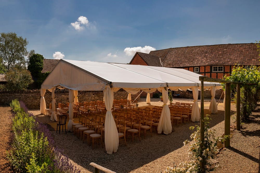 Image by <a class="text-p3" href="http://www.pwilletts.com" target="_blank">Paul Willetts Photography</a>.