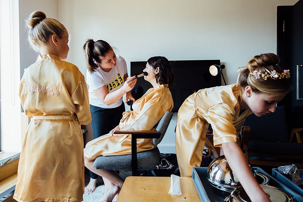 Image by <a class="text-p3" href="https://www.mbh-weddingphotography.co.uk" target="_blank">MBH Photography</a>.