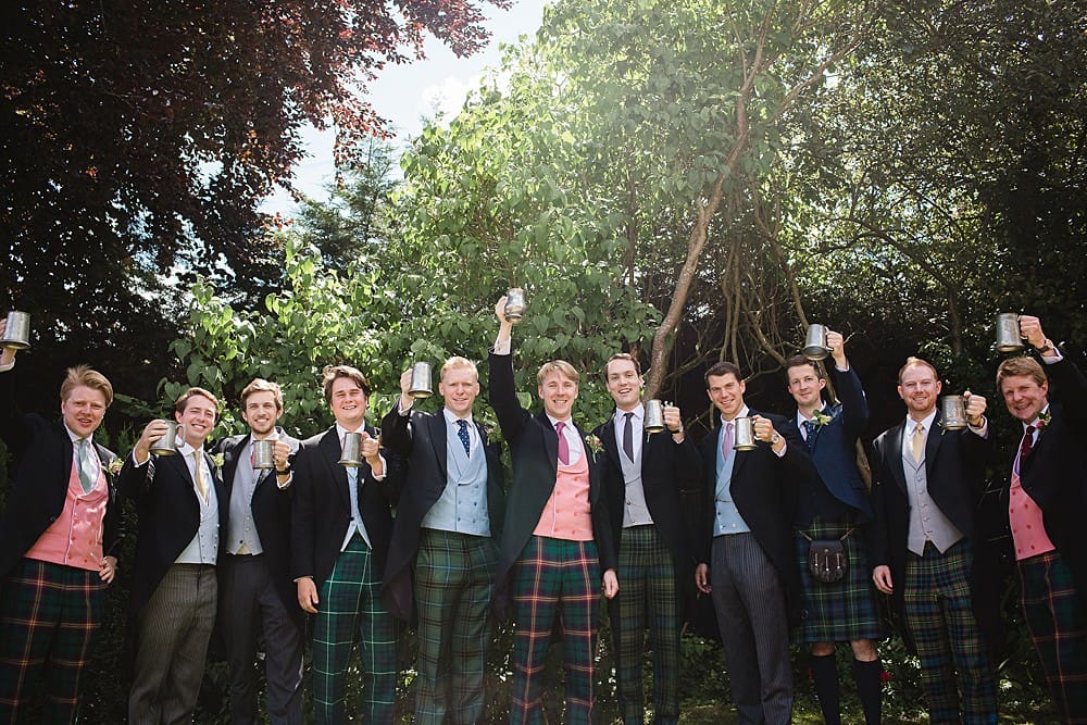 Image by <a class="text-p3" href="https://www.emmahare.com" target="_blank">Emma Hare Photography</a>.