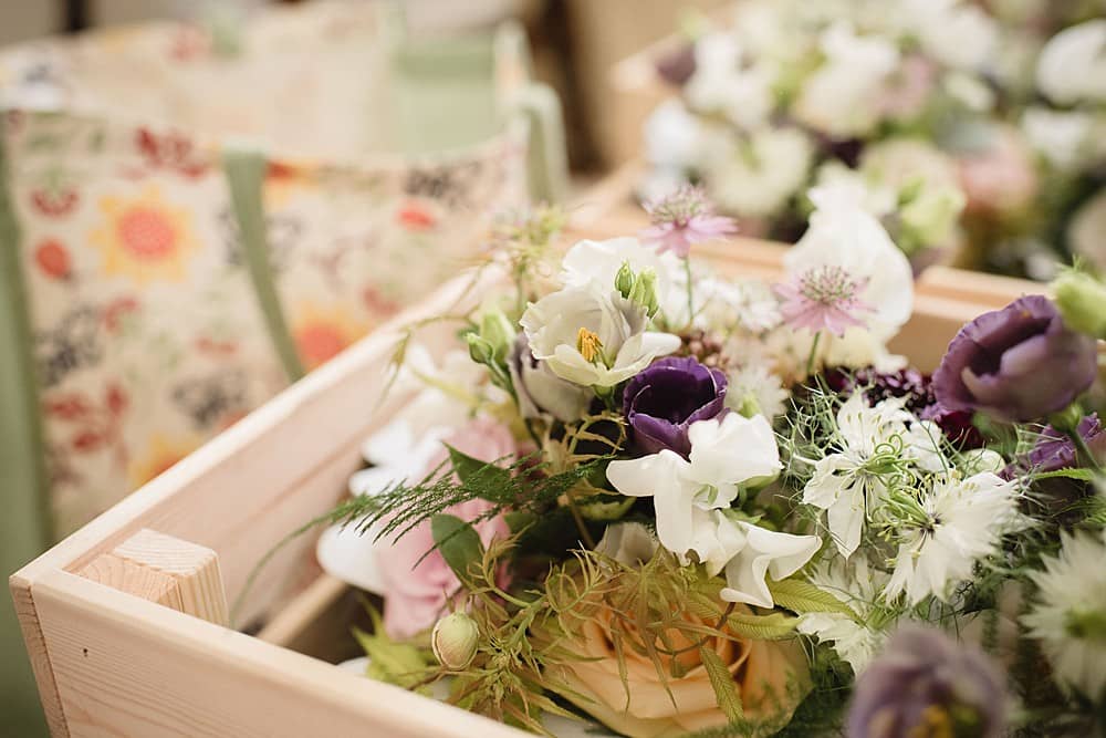 Image by <a class="text-p3" href="https://www.emmahare.com" target="_blank">Emma Hare Photography</a>.