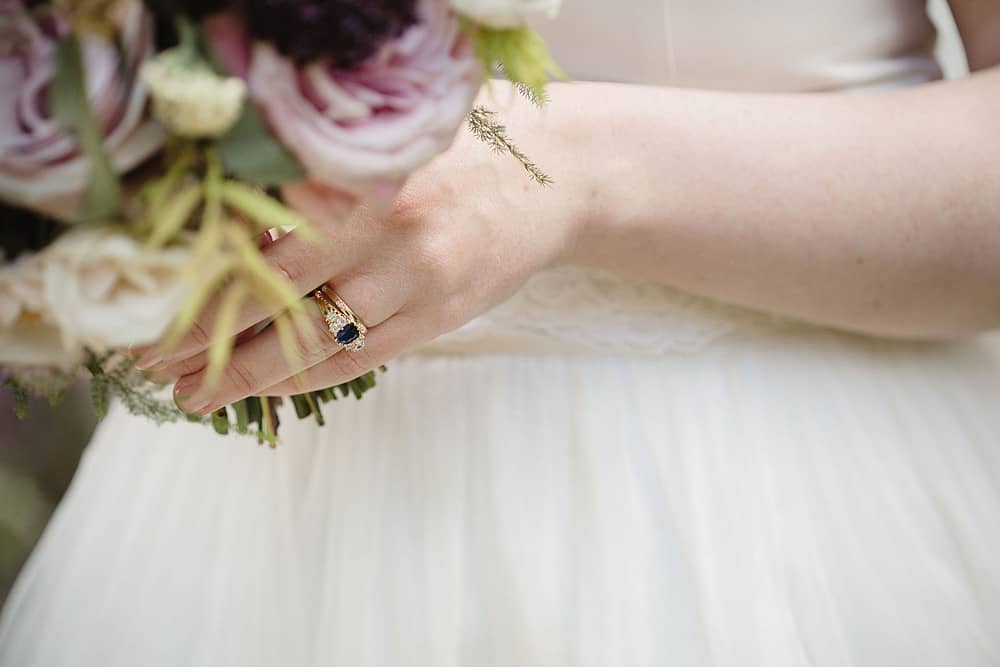 Image by <a class="text-p3" href="https://www.emmahare.com" target="_blank">Emma Hare Photography</a>.