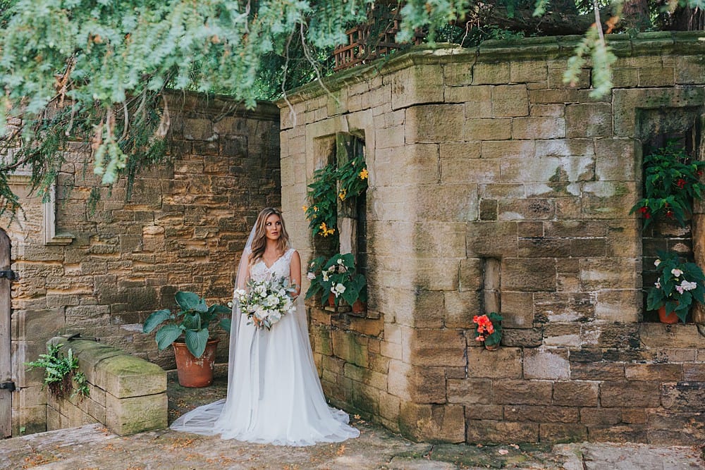 Image by <a class="text-p3" href="http://www.lauracalderwood.co.uk" target="_blank">Laura Calderwood Photography</a>.