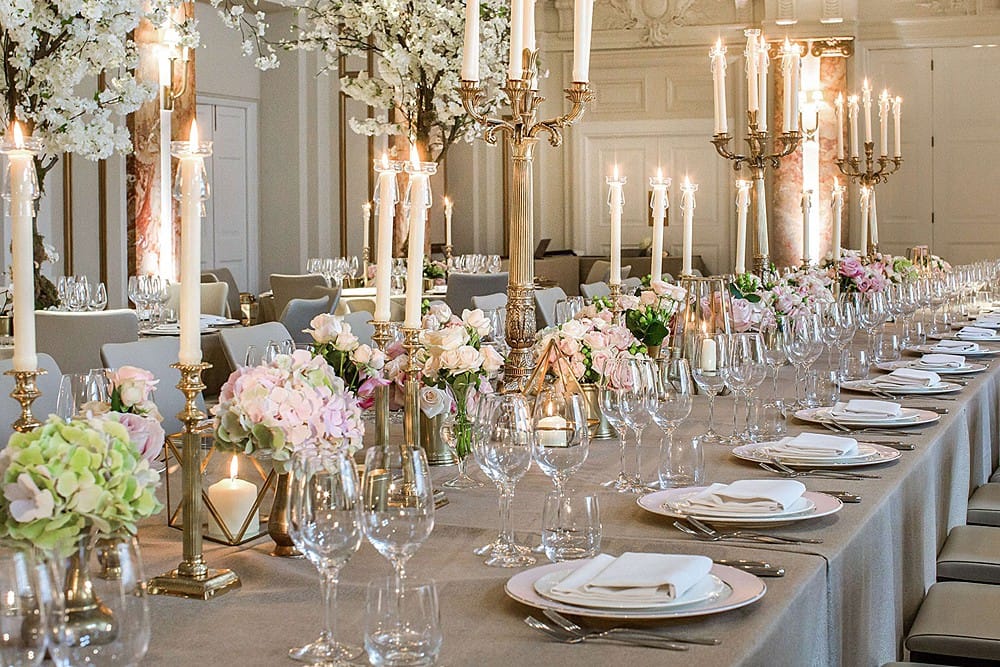 Image by <a class="text-p3" href="http://www.johnnassari.co.uk" target="_blank">John Nassari</a> | Flowers by <a class="text-p3" href="https://www.hayfordandrhodes.co.uk" target="_blank">Hayford & Rhodes</a>.
