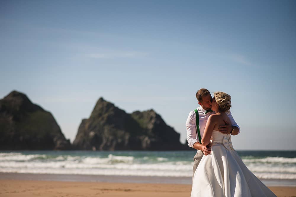 Image by <a class="text-p3" href="https://robingoodlad.com" target="_blank">Robin Goodlad Photography</a>.