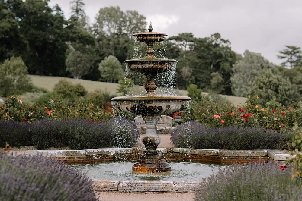 Image by <a class="text-p3" href="http://www.rebeccagoddardphotography.com" target="_blank">Rebecca Goddard Photography</a>.